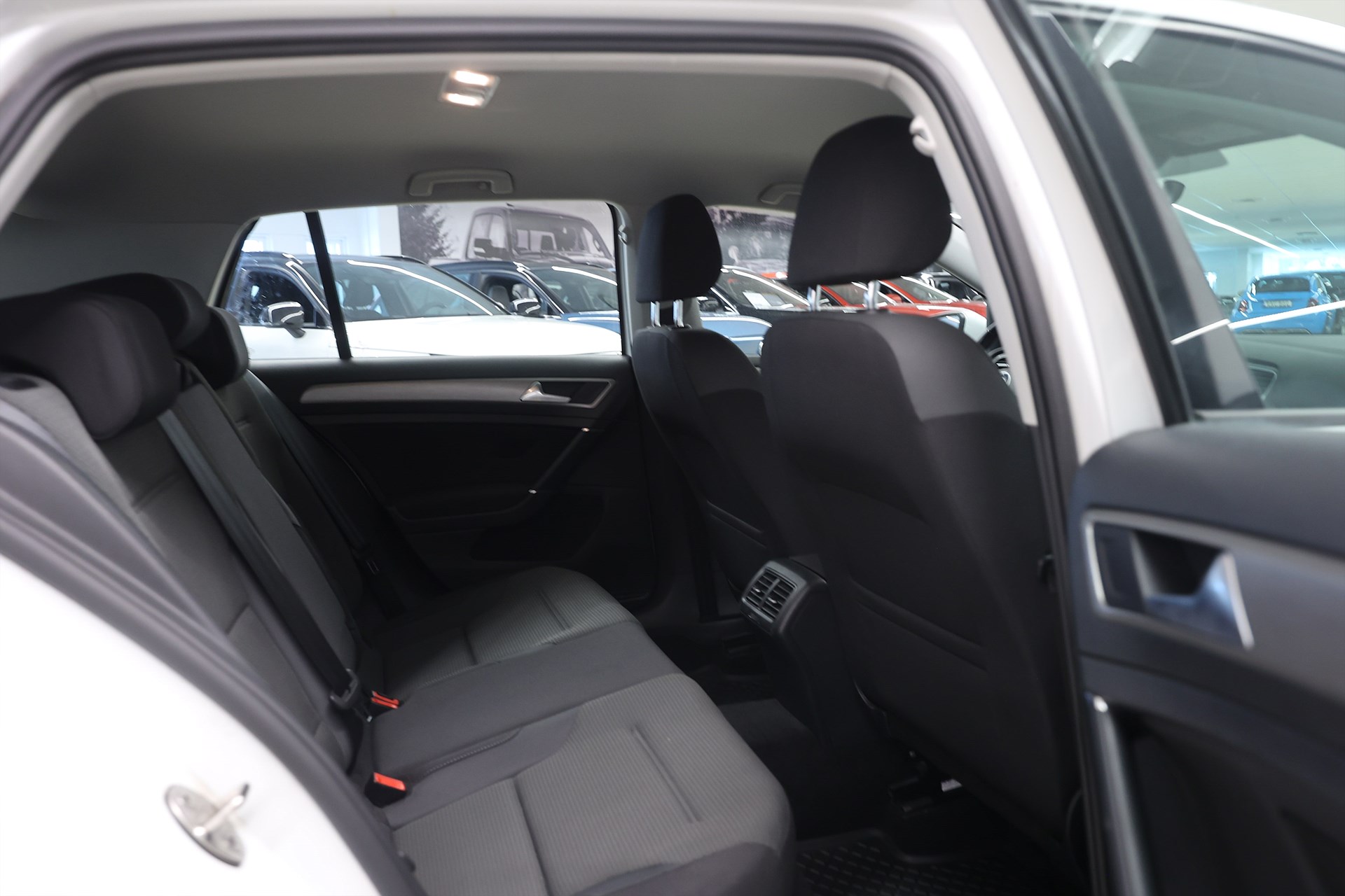 Volkswagen Golf 1.6 TDI 4Motion 110hk Base PDC CarPlay