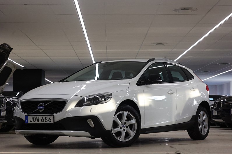 Volvo V40 Cross Country D2 115hk Momentum Värmare PDC