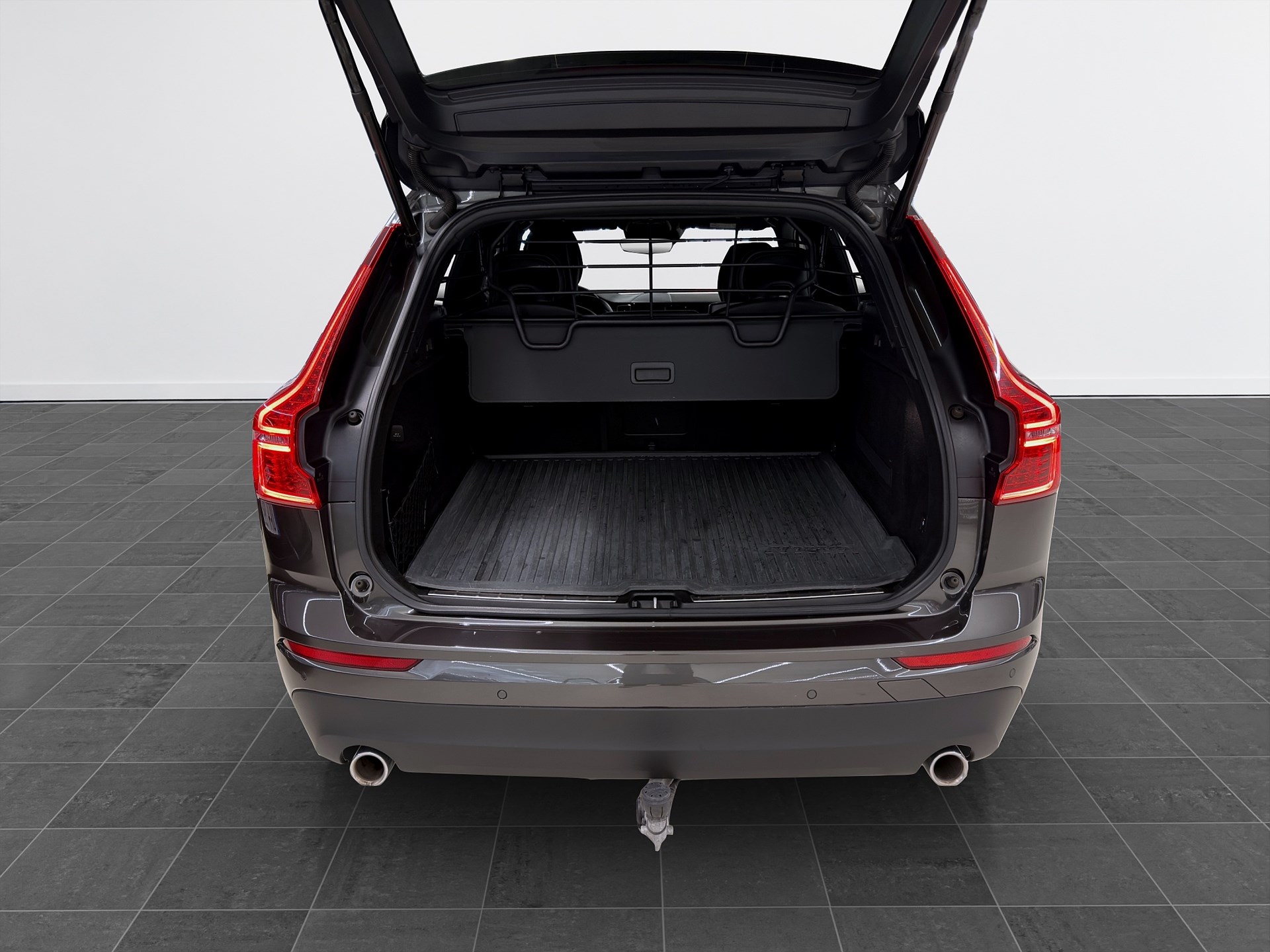 Volvo XC60 B4 AWD 197hk Momentum Adv Drag B-Kamera Läder