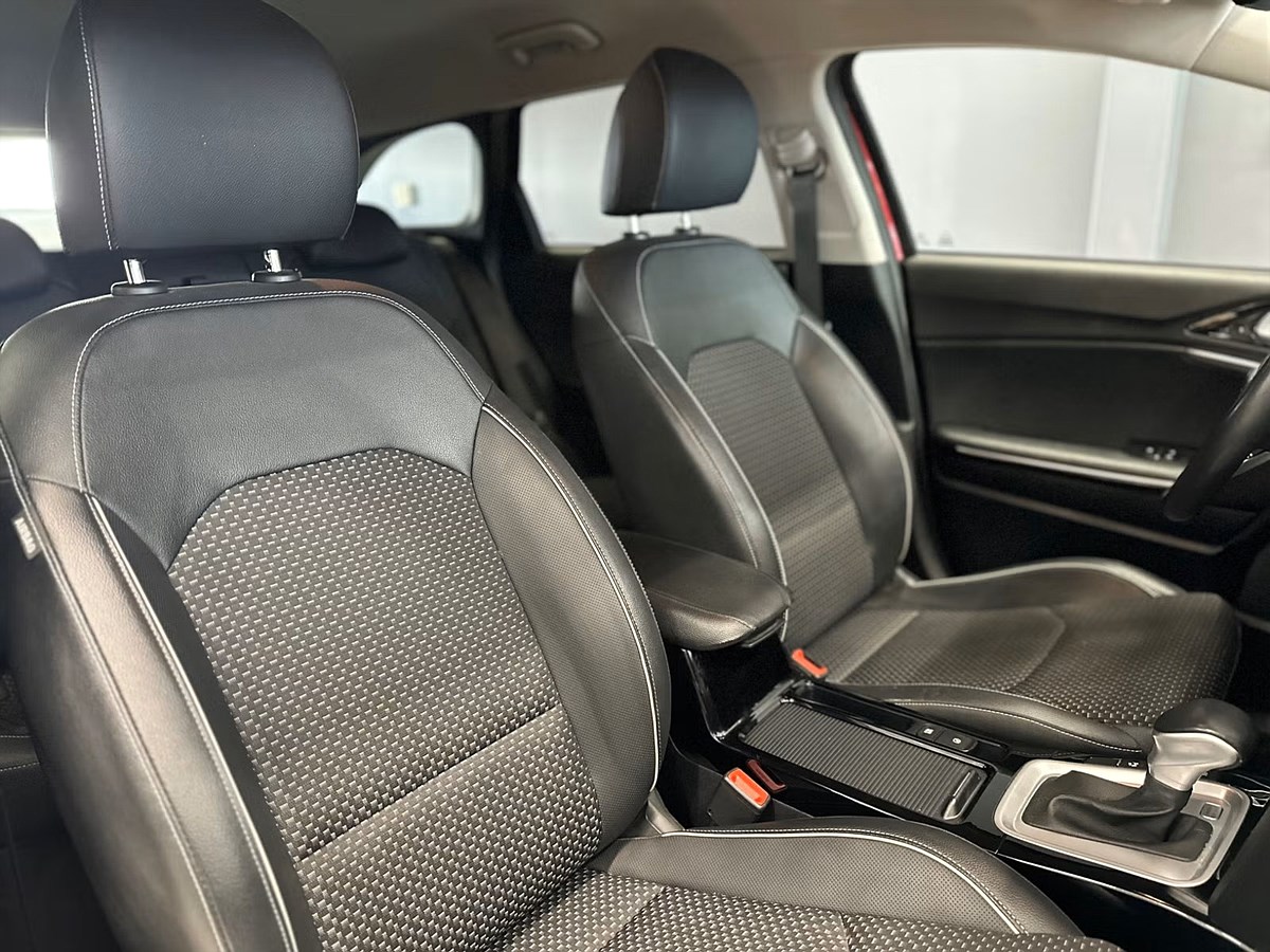 Kia Ceed – bild 10