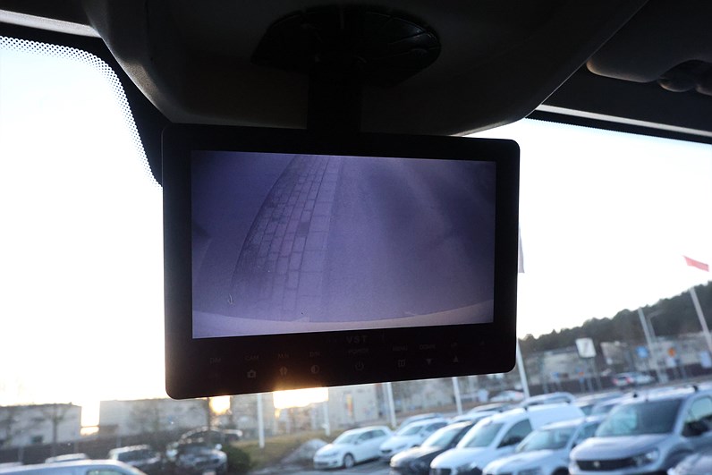 Peugeot Boxer Chassi Cab 335 2.0 131hk BG-Lyft B-Kamera PDC