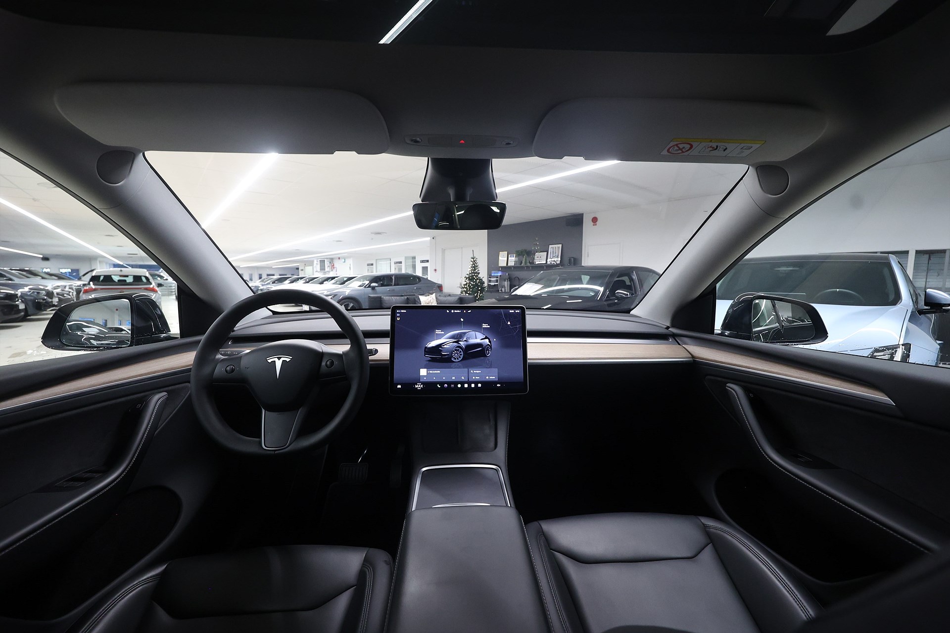 Tesla Model Y Long Range AWD 514hk *Hjulkampanj!* AP Drag Pano