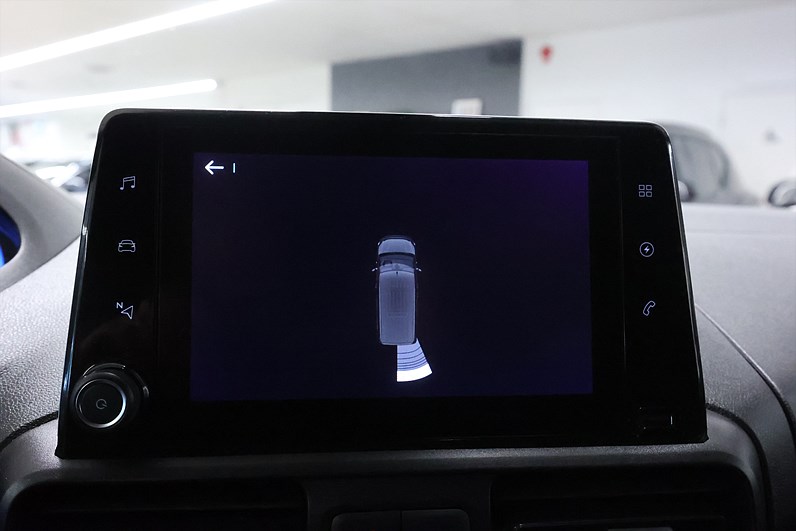 Peugeot e-Partner 136hk L2 V-inrett Drag Värmare Navi MOMS