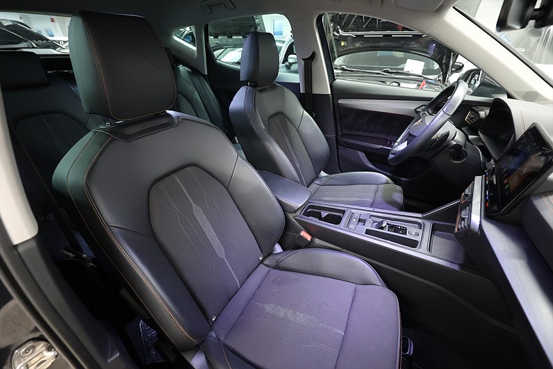 CUPRA Formentor 1.5 TSI 150hk Chrome Paket Keyless Carplay