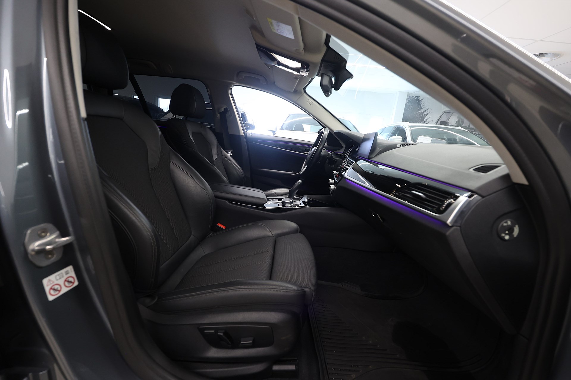 BMW 520d Touring 190hk Sport Line Navi PDC B-Kamera