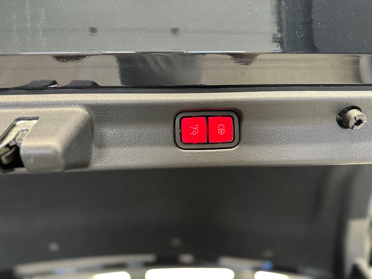 Mercedes-Benz EQE – bild 8