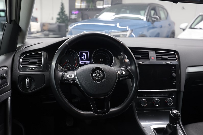 Volkswagen Golf 1.0 TSI 110hk Base Carplay