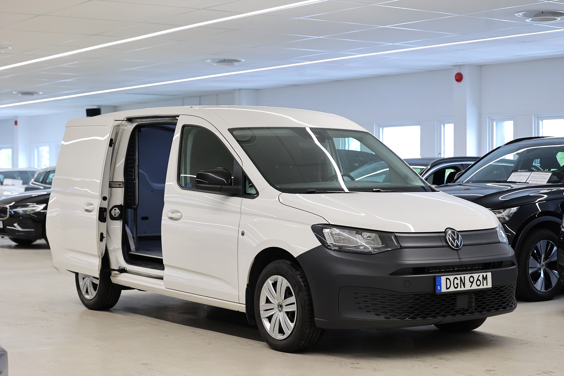 Volkswagen Caddy 2.0 TDI V-inrett Drag Värmare LEASBAR