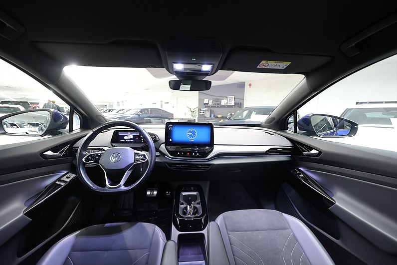 Volkswagen ID.5 Pro Performance 204hk *Hjulkampanj!* Värmare Navi Drag MOMS