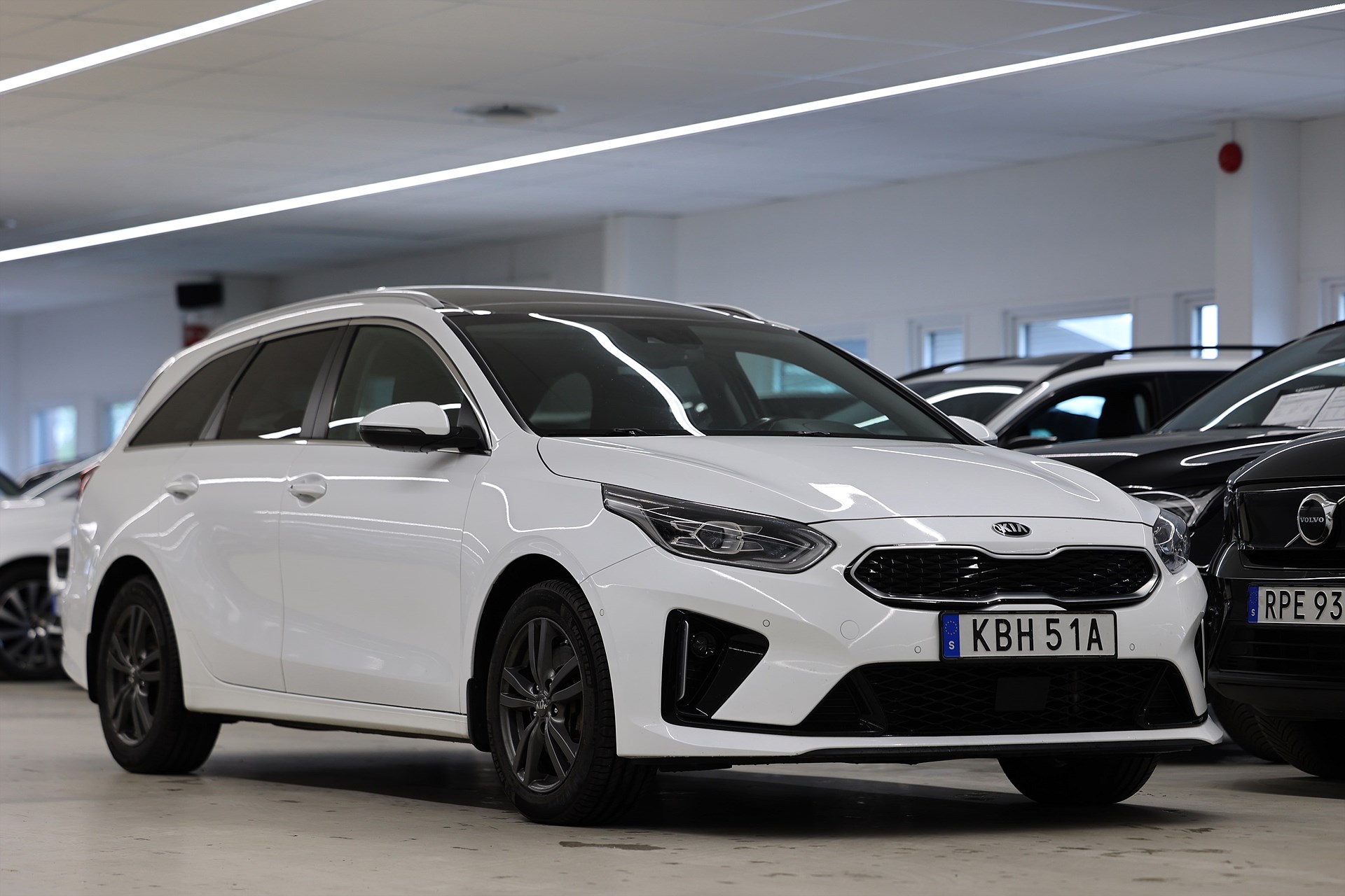Kia Ceed SW PHEV 141hk Advance Plus 2 Pano B-kamera Navi