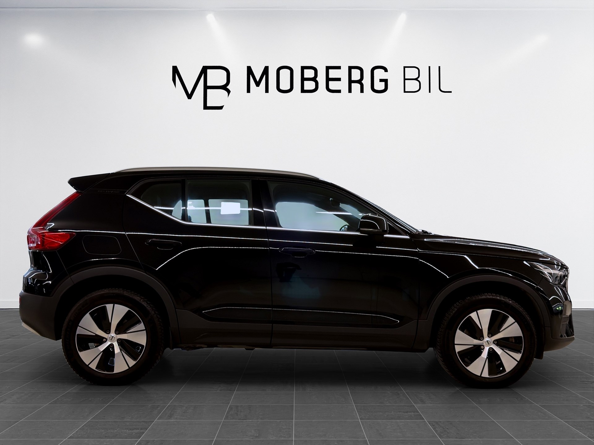 Volvo XC40 Recharge T4 211hk Core Bright B-Kamera Keyless Navi