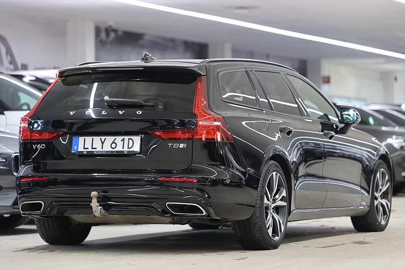 Volvo V60 Recharge T8 AWD 392hk R-Design Pano Drag Navi
