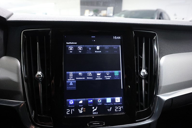 Volvo V90 Cross Country D4 AWD 190hk Momentum HUD H/K