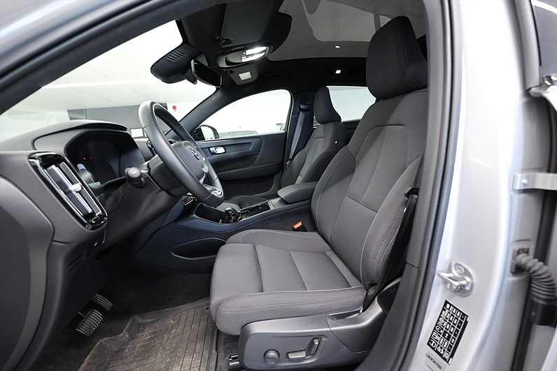 Volvo C40 Recharge Single Motor 231hk Plus Edition Pano Navi B-Kamera