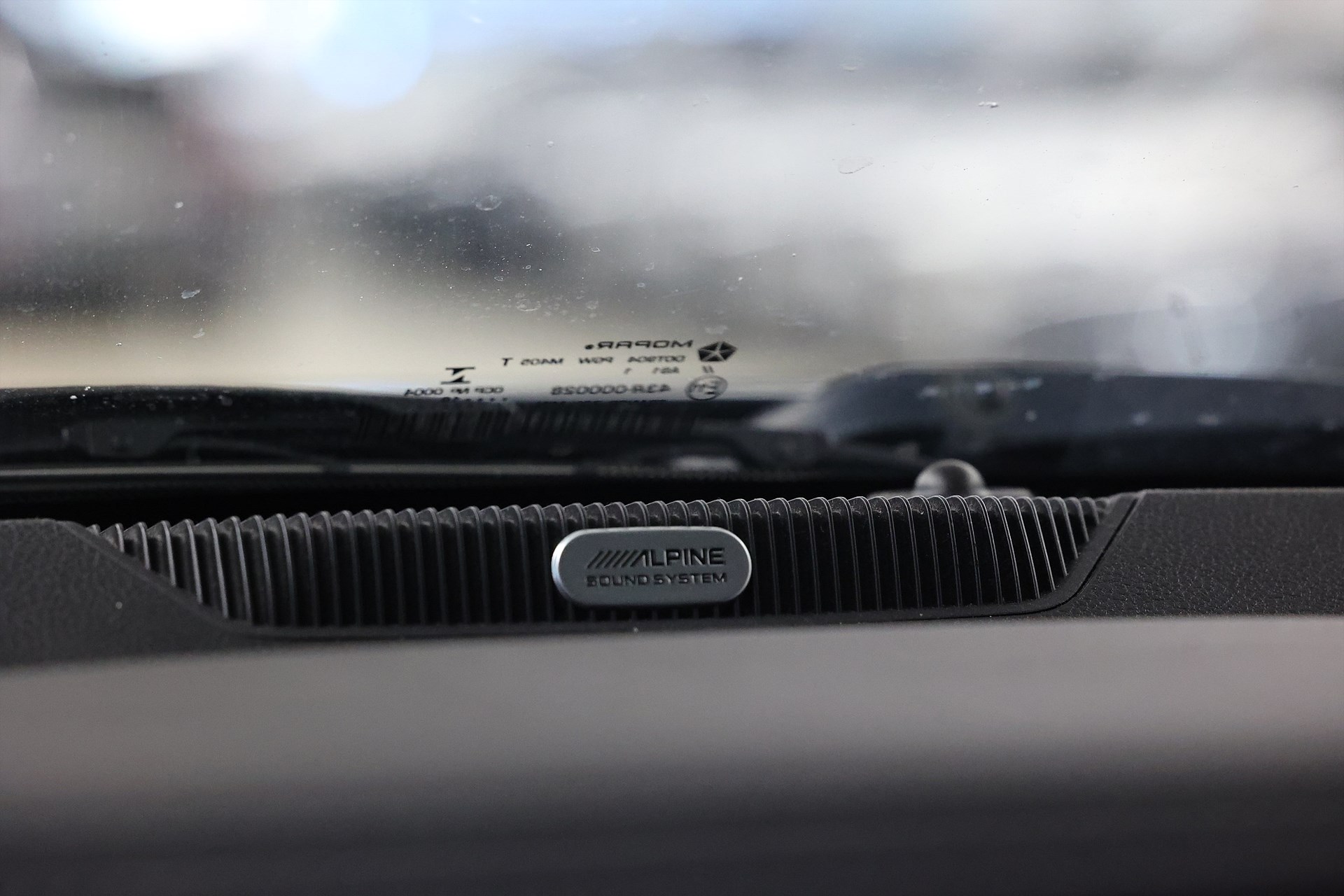 RAM 1500 3.0 V6 EcoDiesel 4x4 Laramie Flaklock Drag Luftfjädr MOMS