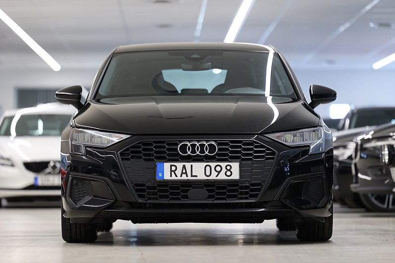 Audi A3 Sportback 35 TFSI 150hk Comfort PDC LED Cockpit