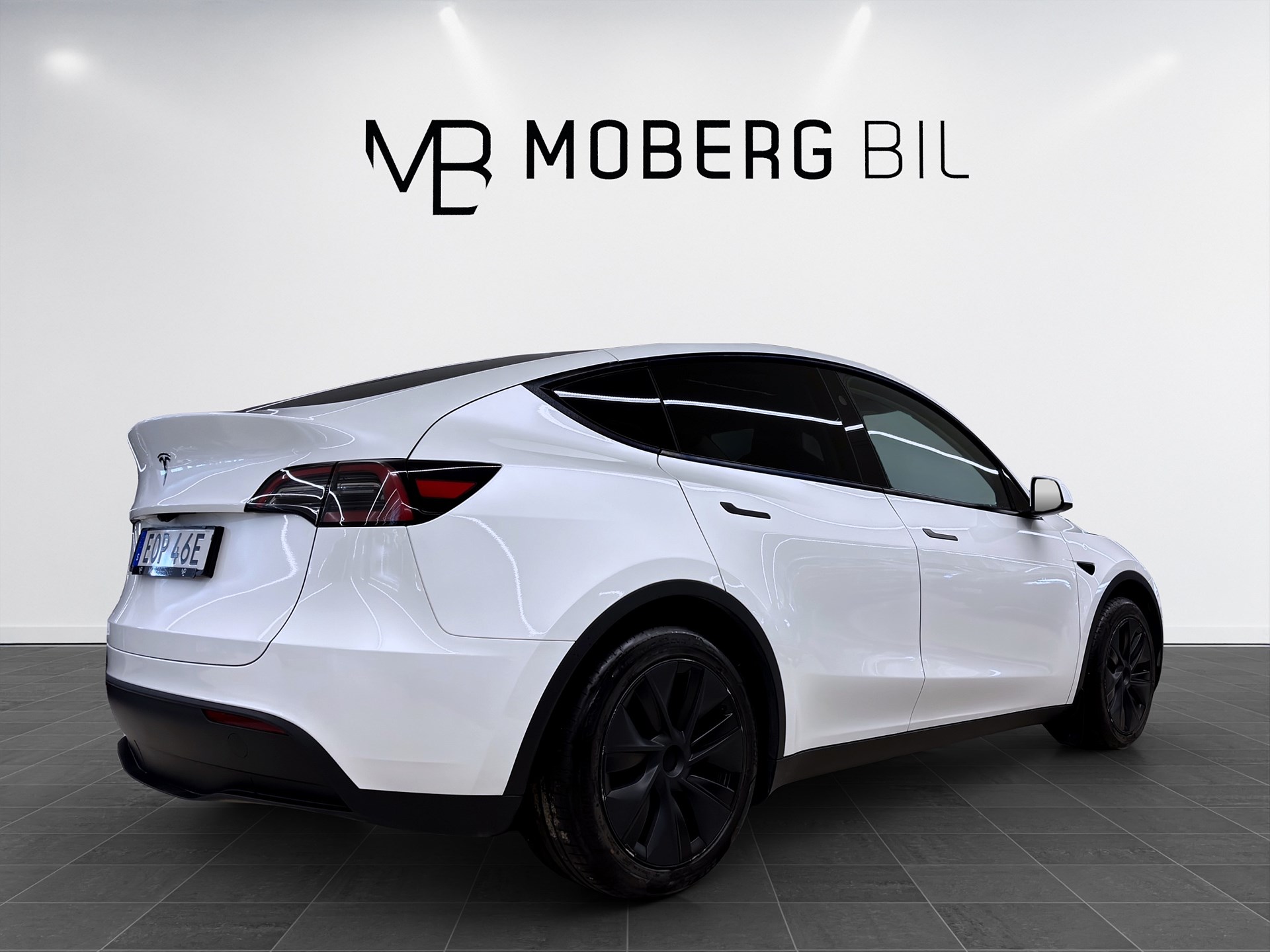 Tesla Model Y Standard Range 299hk Helg på Moberg! Pano Premium Navi 360