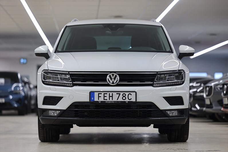 Volkswagen Tiguan 2.0 TSI 4M 190hk CarPlay B-Kamera Drag Värmare