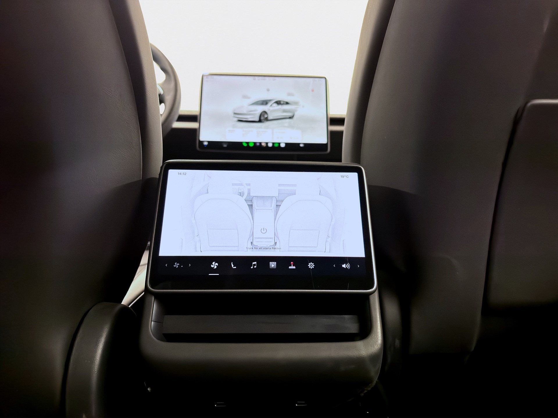Tesla Model 3 Standard Range 283hk Läder Pano Navi B-Kamera