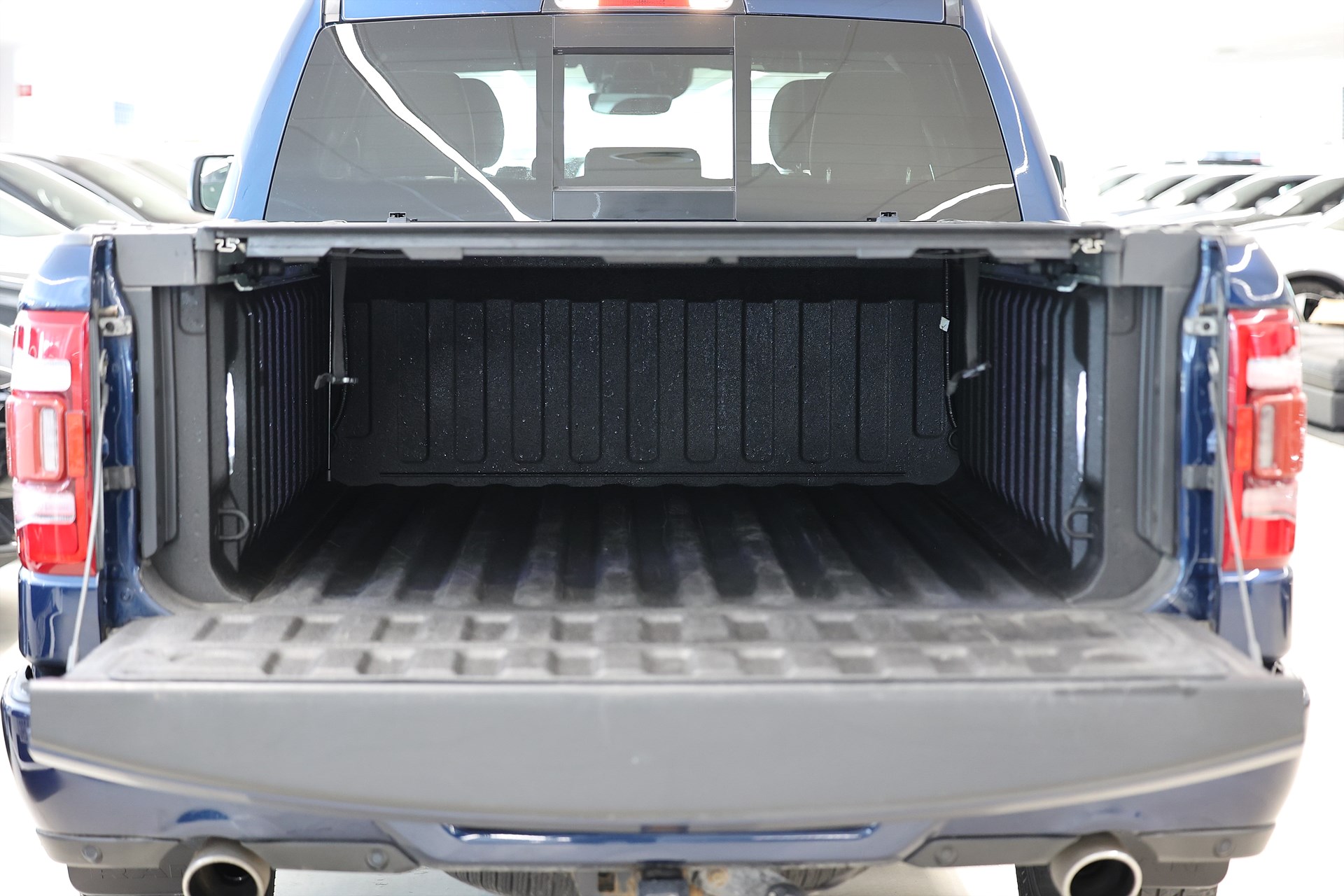 Dodge Ram 5.7 V8 Limited Webasto Rambox Bakflip MOMS