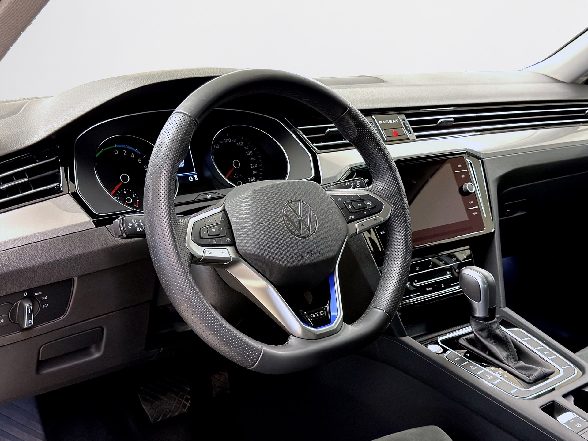 Volkswagen Passat SC GTE 218hk Keyless B-Kamera Navi Drag PDC