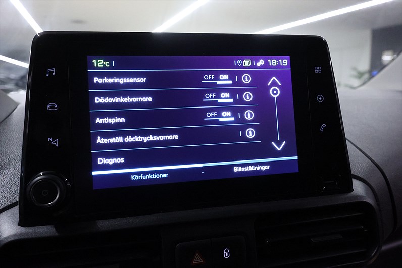 Peugeot e-Partner L1 136hk V-inrett Drag Navi CarPlay MOMS