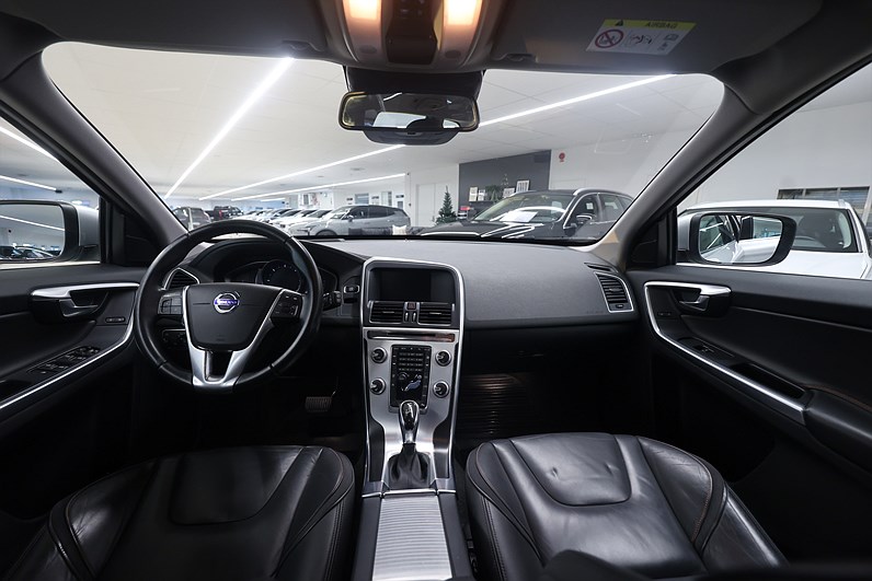 Volvo XC60 D4 190hk Ocean Race Navi Värmare Skinn