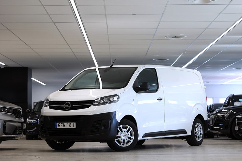 Opel Vivaro Skåpbil 2.0 BlueHDI 144hk L2 CarPlay 3-Sits 360-Kamera