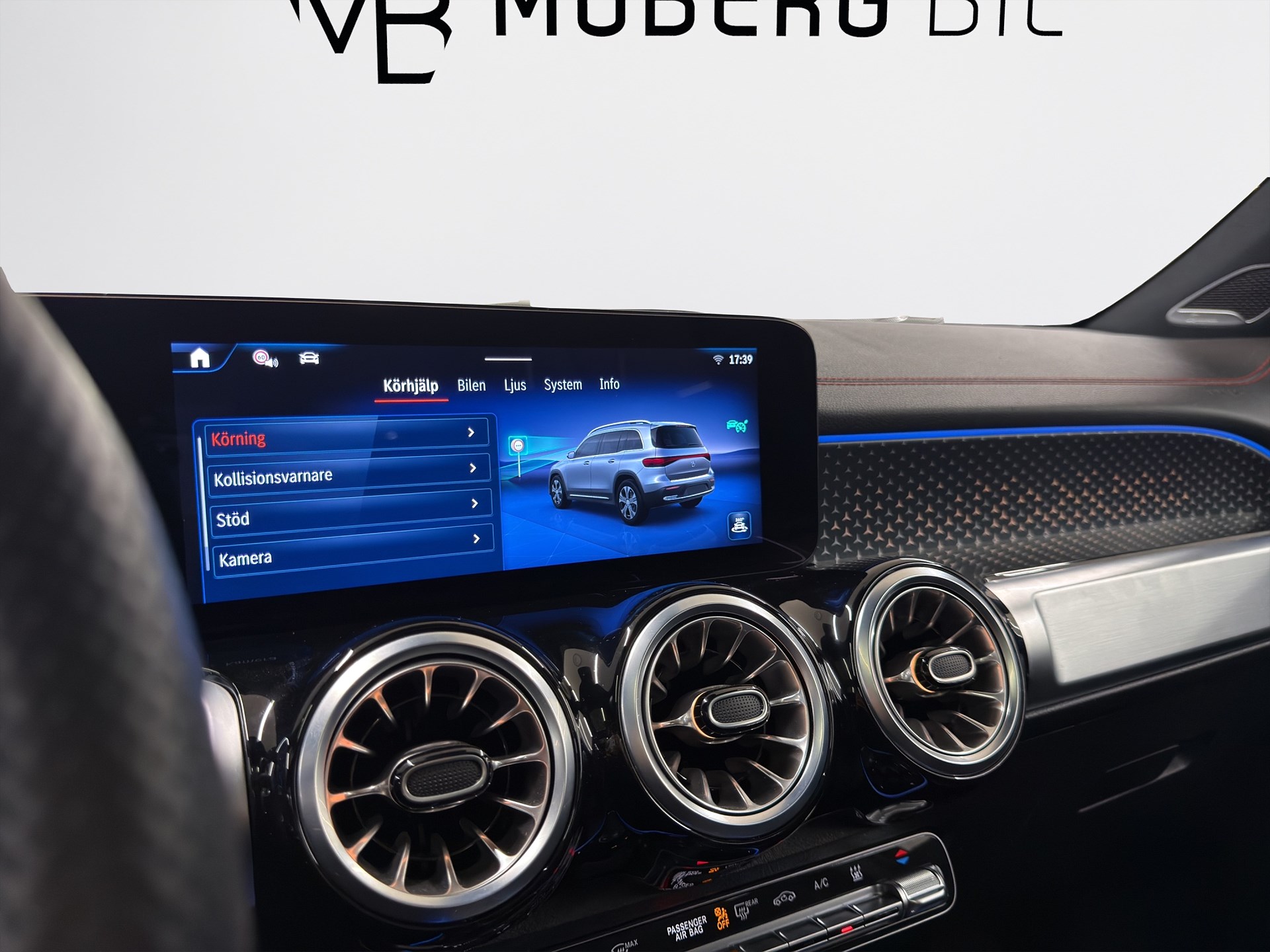 Mercedes-Benz EQB 300 4M 228hk AMG Premium 360 Bur Pano