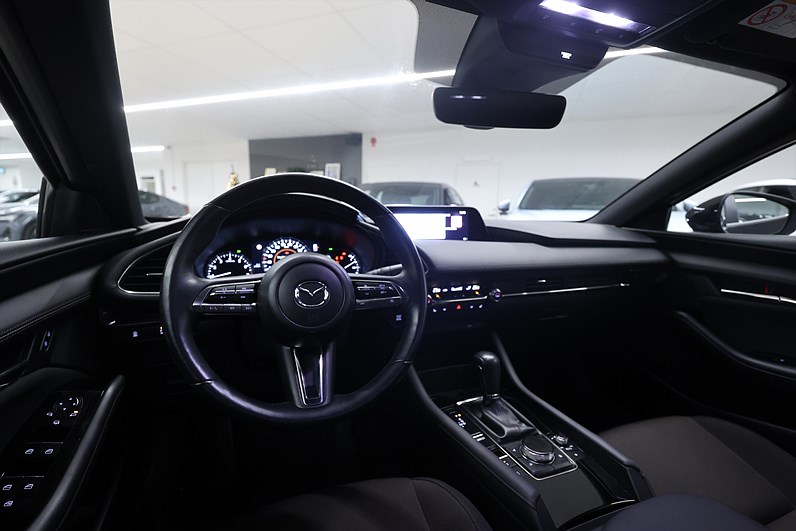 Mazda 3 Hatchback 2.0 M Hybrid 150hk *Hjulkampanj!* B-kamera Navi