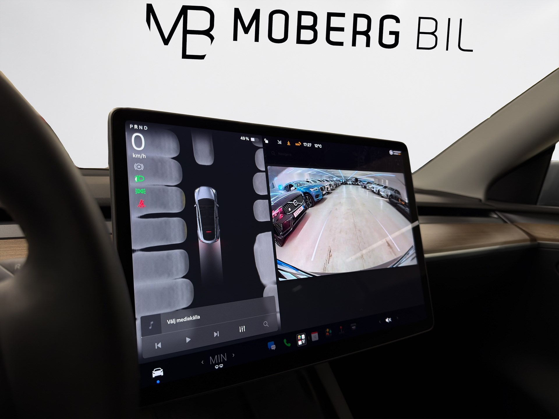 Tesla Model Y Long Range 514hk Pano Drag Läder B-Kamera AWD