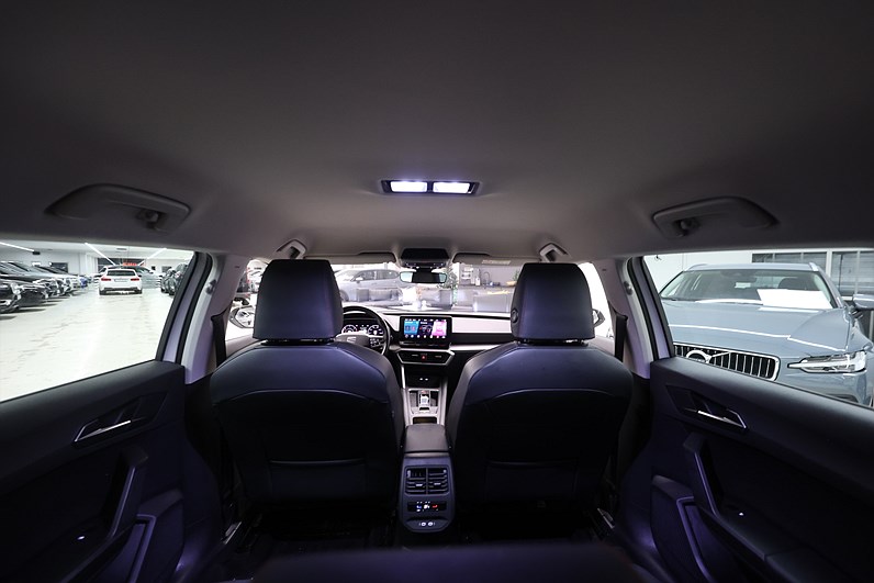 Seat Leon 1.4 e-Hybrid Sportstourer 204hk *Hjulkampanj!* FR Drag Navi Keyless