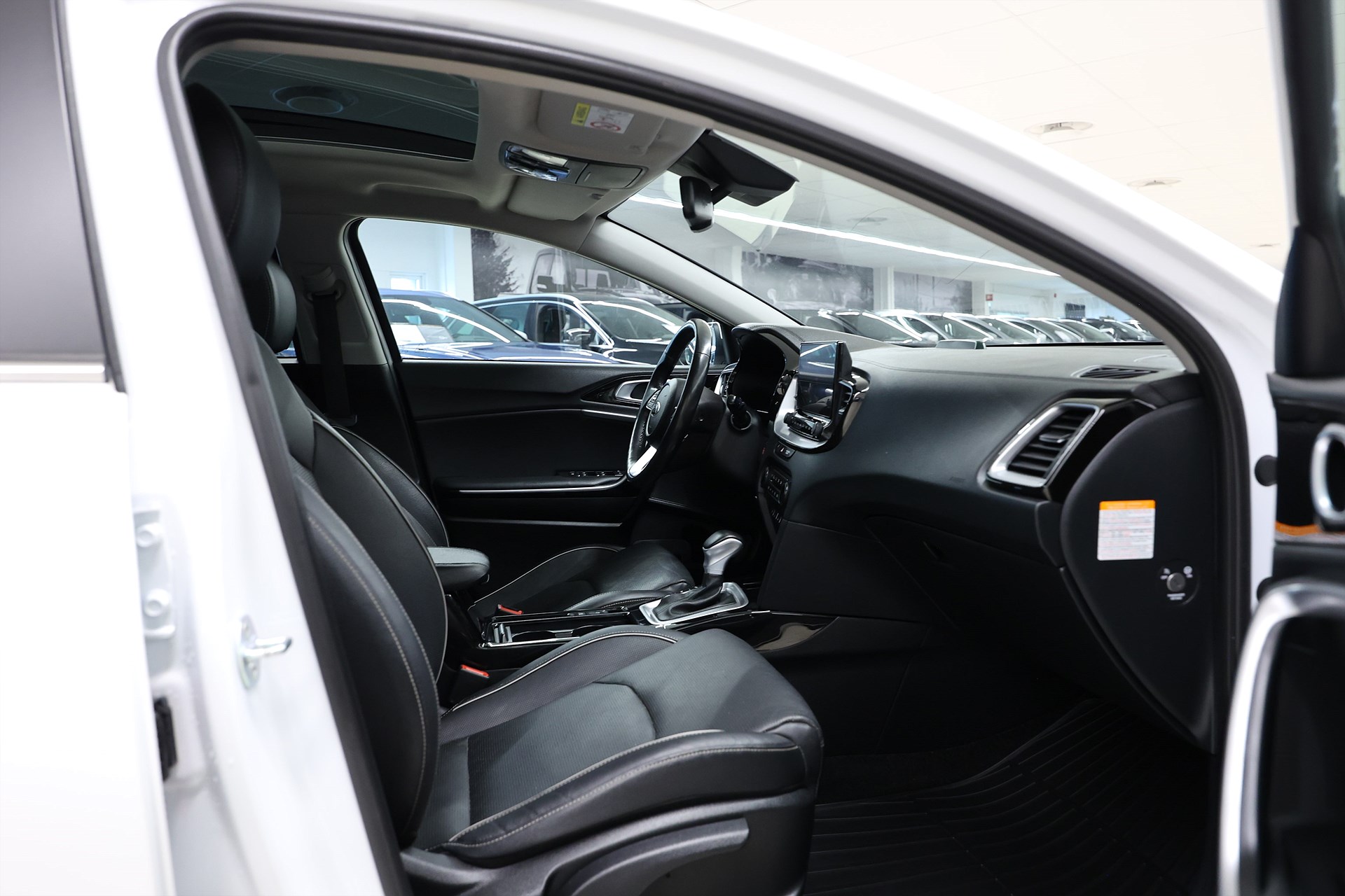 Kia Ceed SW PHEV 141hk Advance Plus 2 Pano B-kamera Navi
