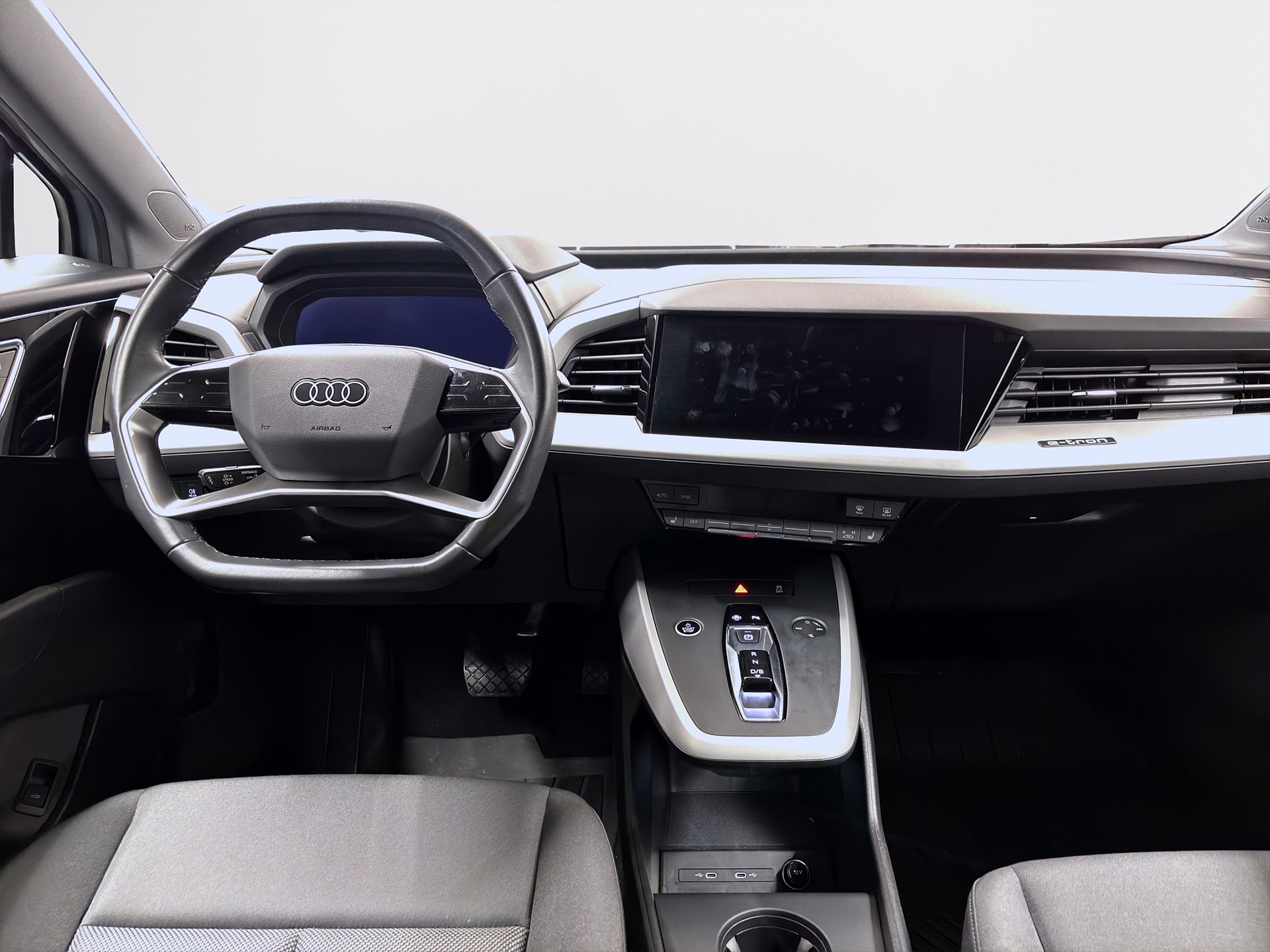 Audi Q4 40 e-tron 204hk Helg på Moberg! Sport Edt Proline Sonos PDC Keyless
