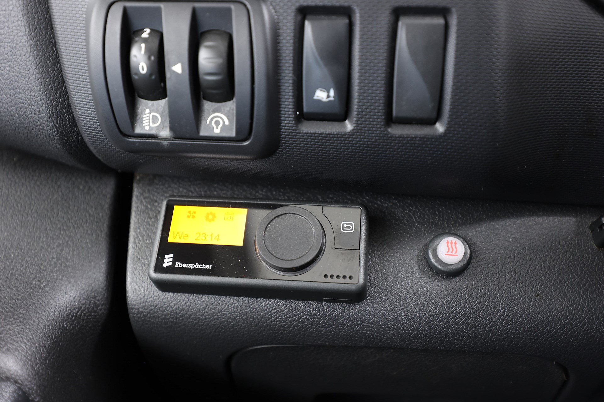Renault Trafic 2.0 dCi EDC 145hk V-inrett Värmare