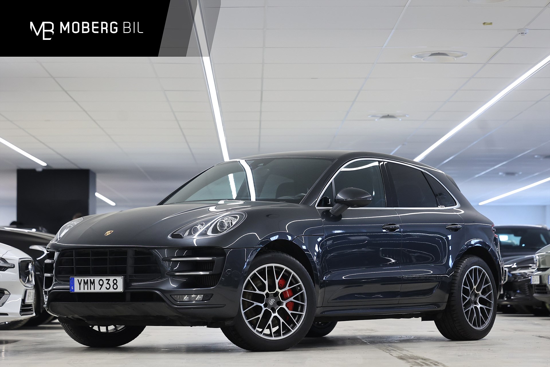 Porsche Macan Turbo Performance 441hk Sport Chrono BOSE Drag
