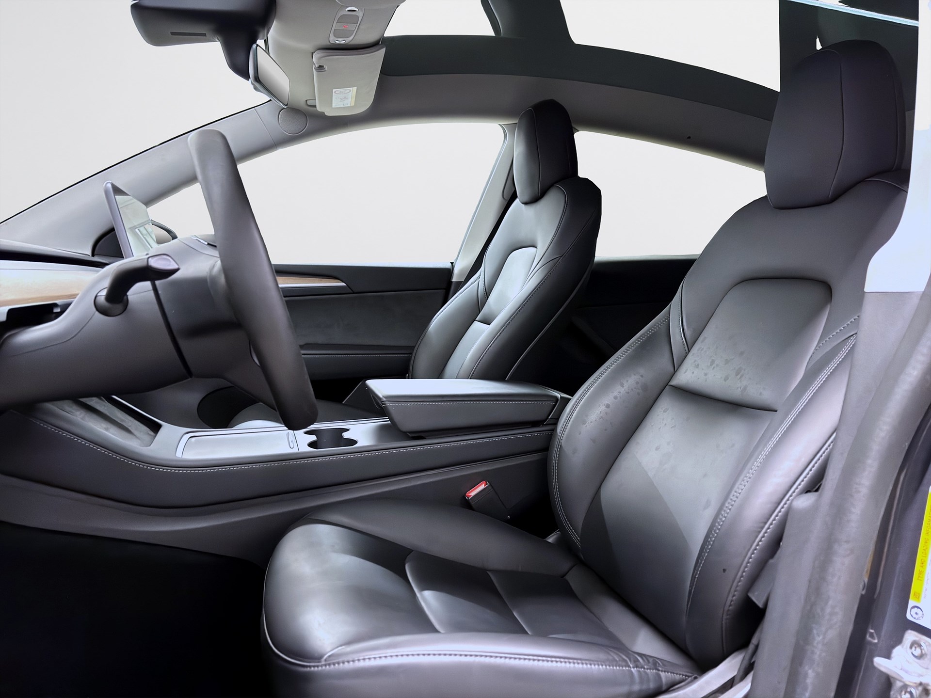 Tesla Model Y Long Range AWD 514hk Pano Läder Drag Navi