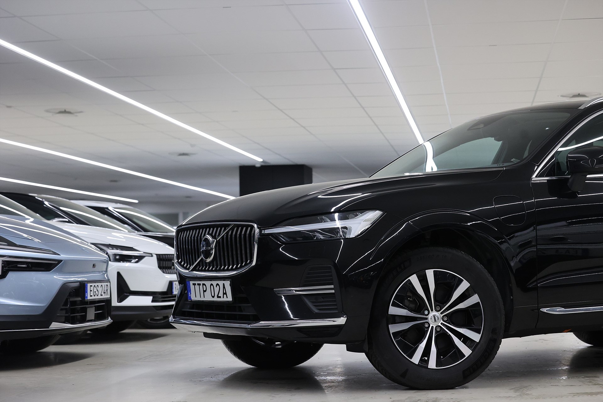 Volvo XC60 Recharge T6 AWD 350hk *Hjulkampanj!* Core Läder