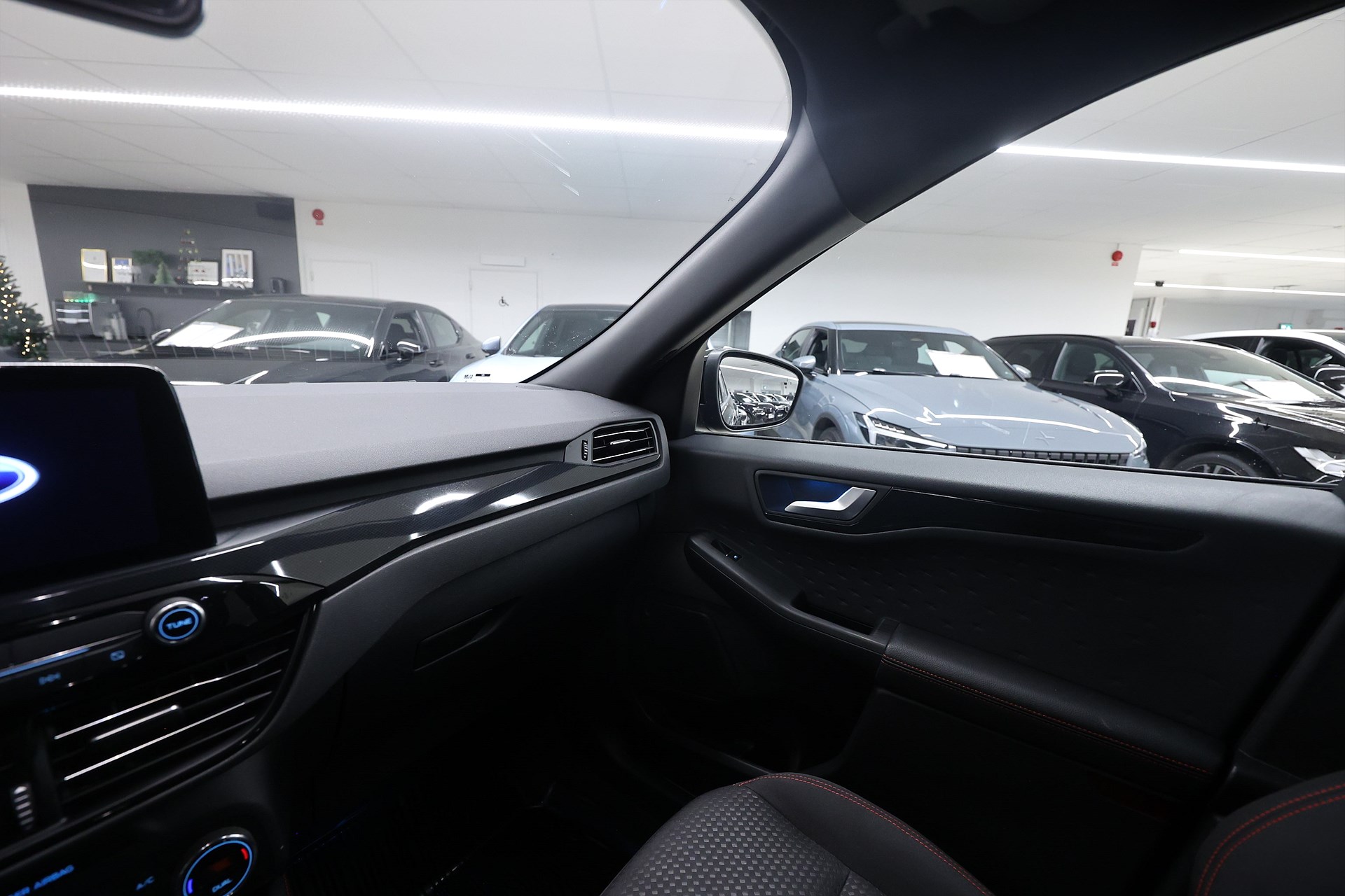 Ford Kuga Plug-In Hybrid 225hk ST-Line *Hjulkampanj!* Drag Kamera