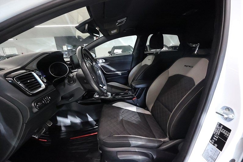 Kia ProCeed 1.4 T-GDI 140hk GT Line Navi PDC B-Kamera