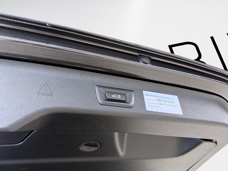 xDrive Touring 292hk Helg på Moberg! M Sport HUD 360 MOMS Navi Drag