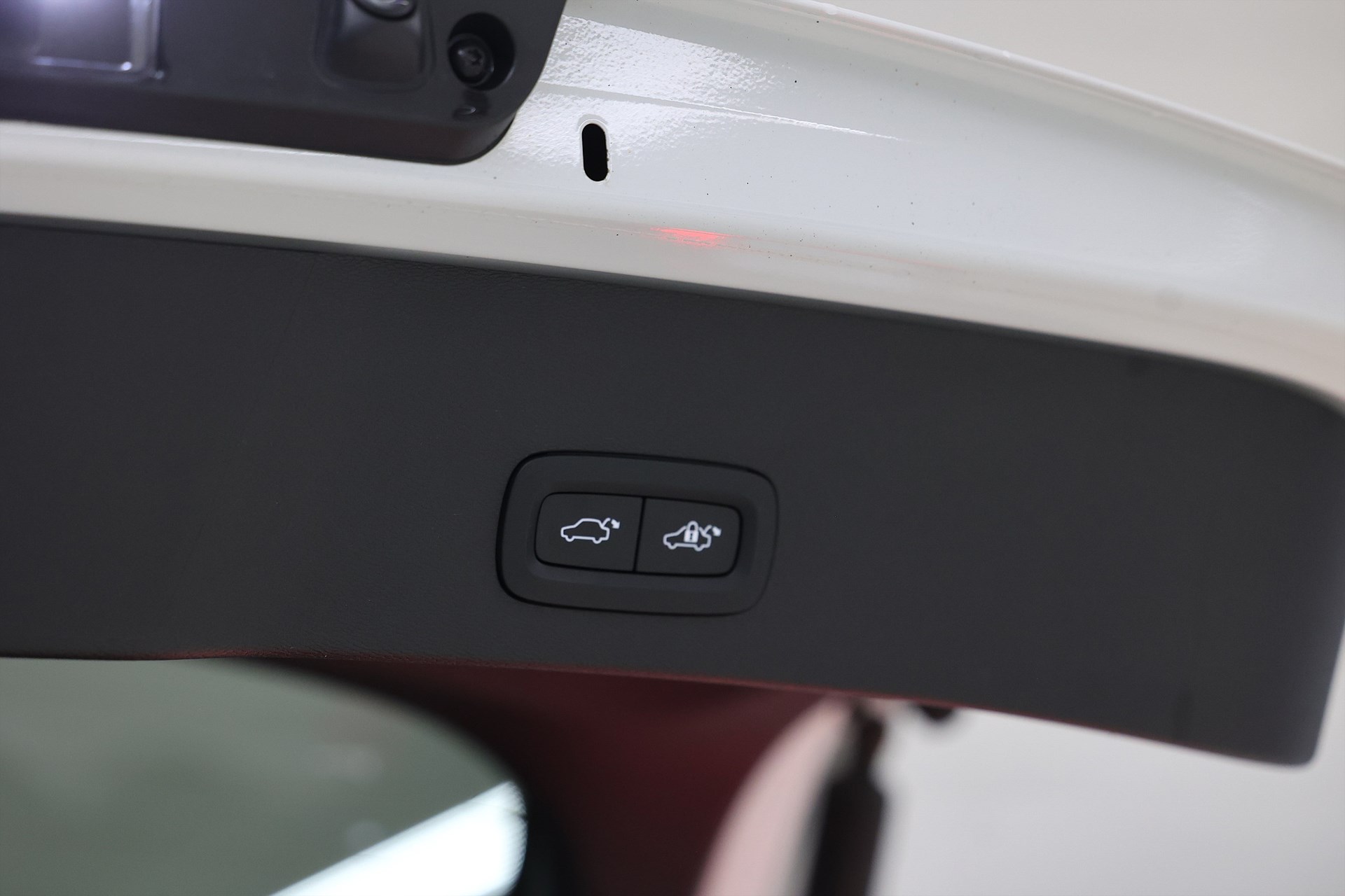 Volvo C40 Recharge Single Motor *Hjulkampanj!* Core Pano Drag