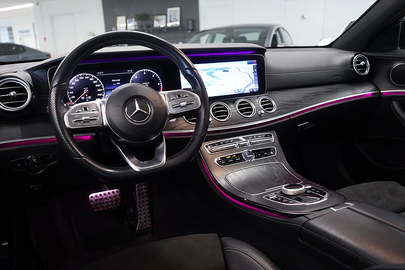 Mercedes-Benz E 200 T d 150hk AMG Pano 360° Alcantara Night Paket