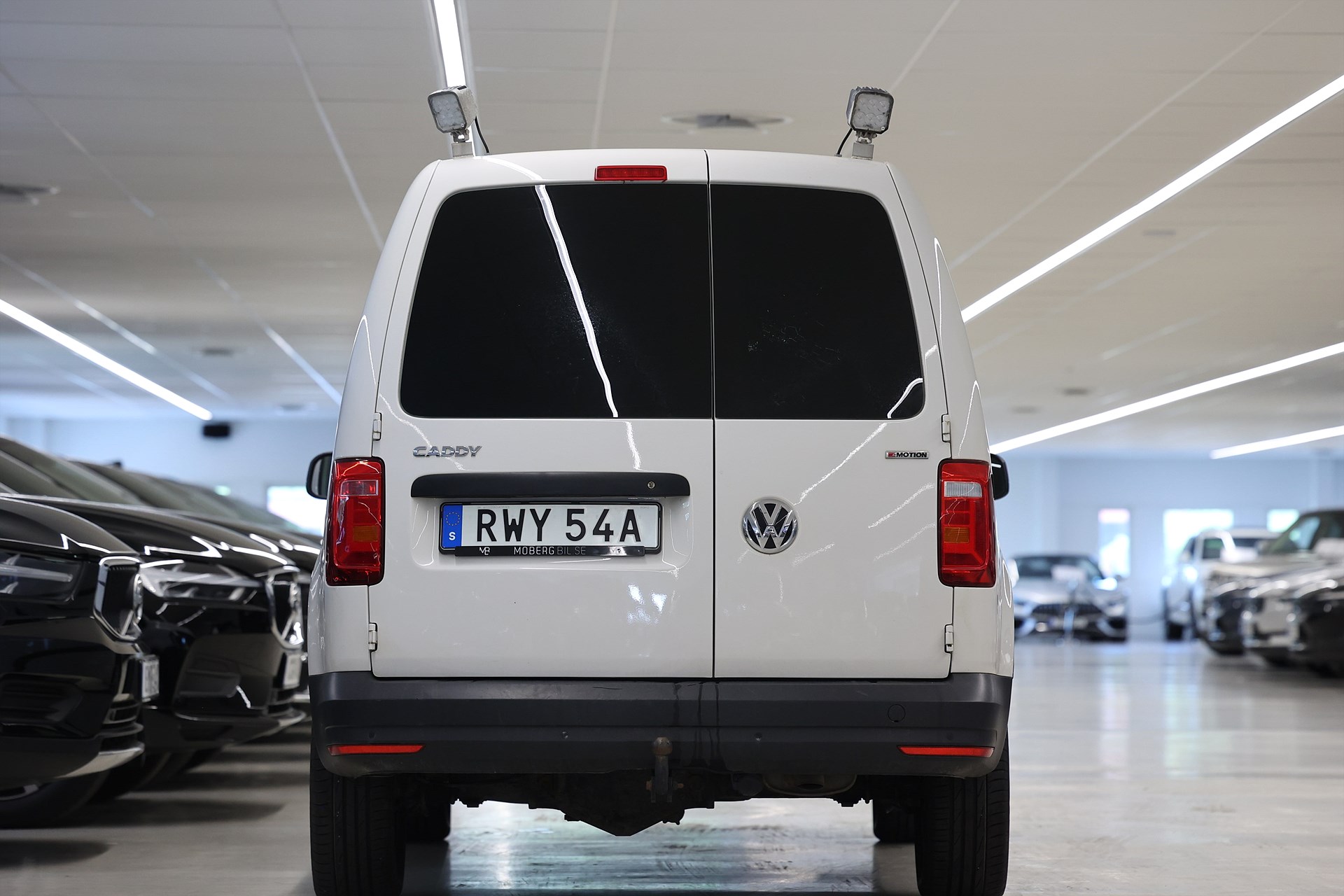 Volkswagen Caddy 2.0 TDI 4M V-inrett Värmare Drag MOMS