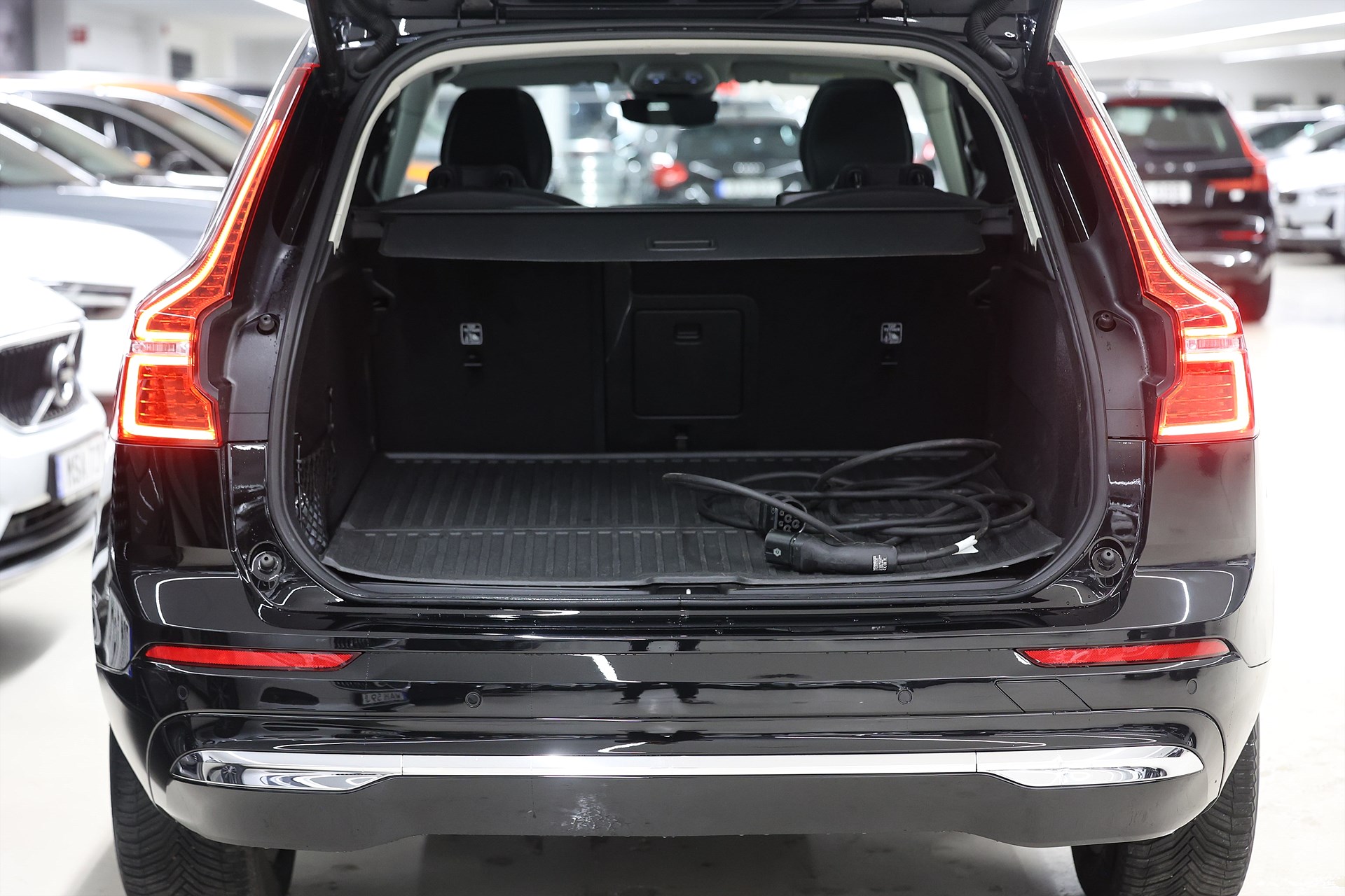 Volvo XC60 Recharge T6 AWD 350hk *Hjulkampanj!* Core Läder