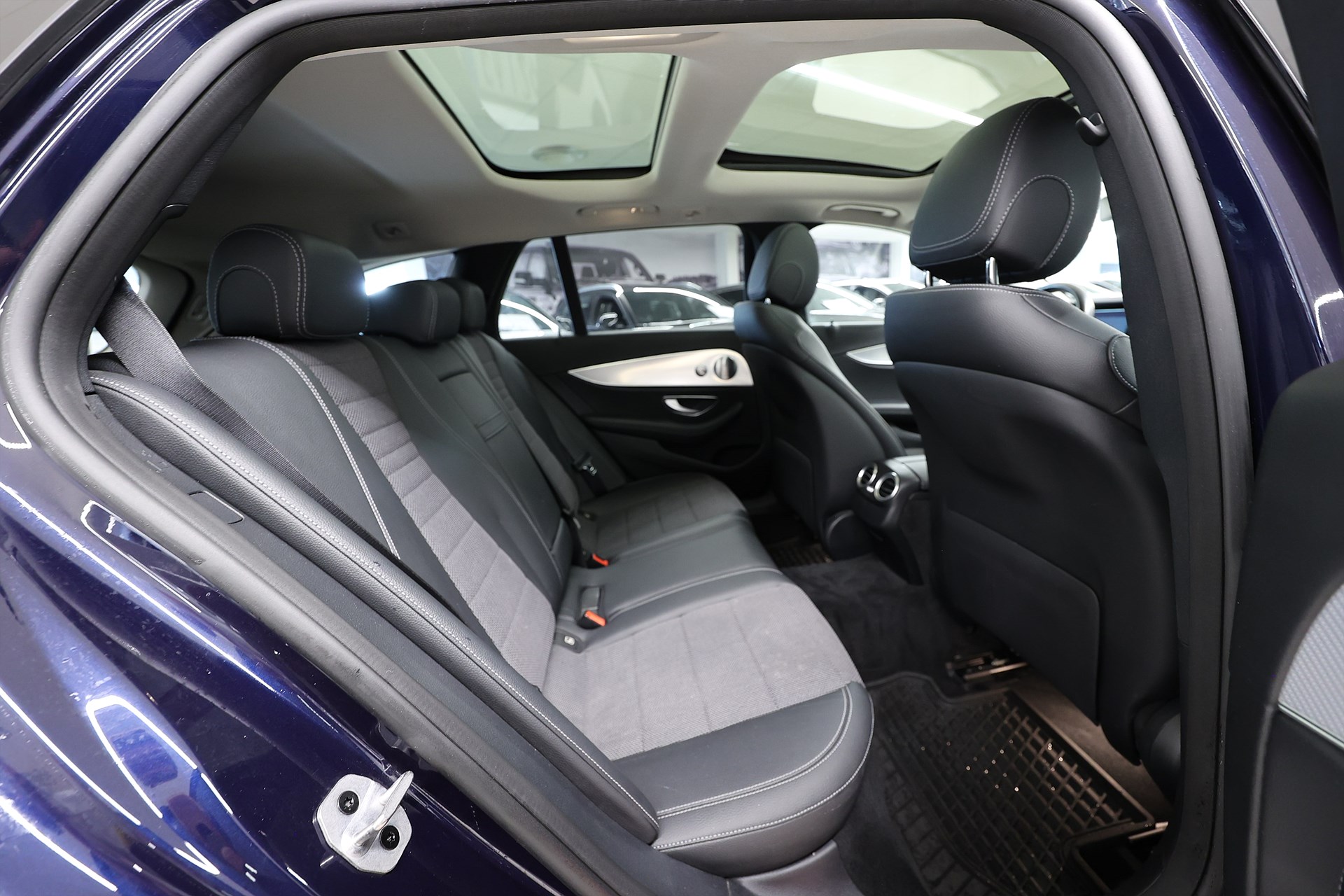 Mercedes-Benz E 400 D 4M All-Terrain 340hk Burmester Pano Värmare