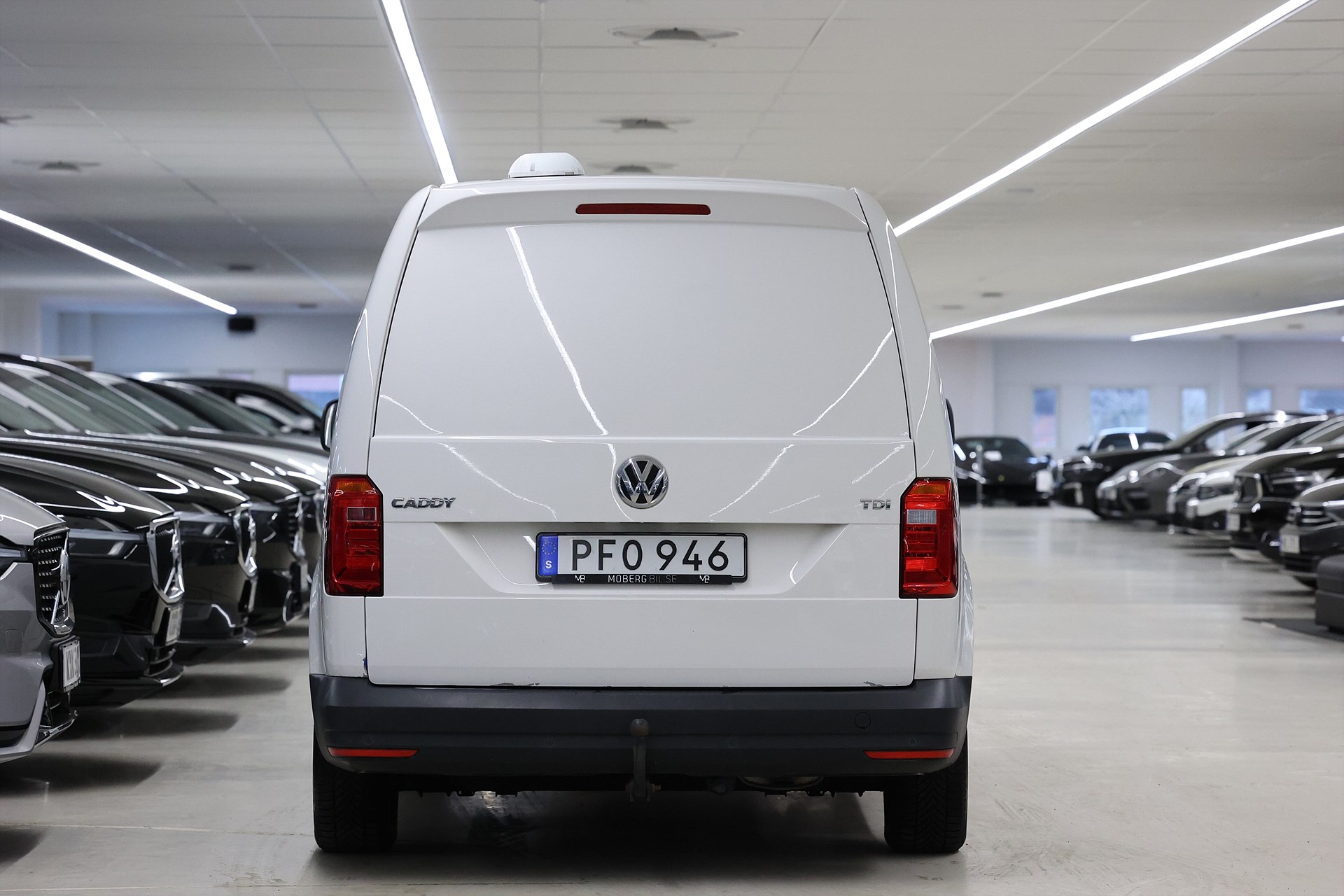 Volkswagen Caddy 2.0 TDI 102hk Drag V-inrett PDC Värmare MOMS