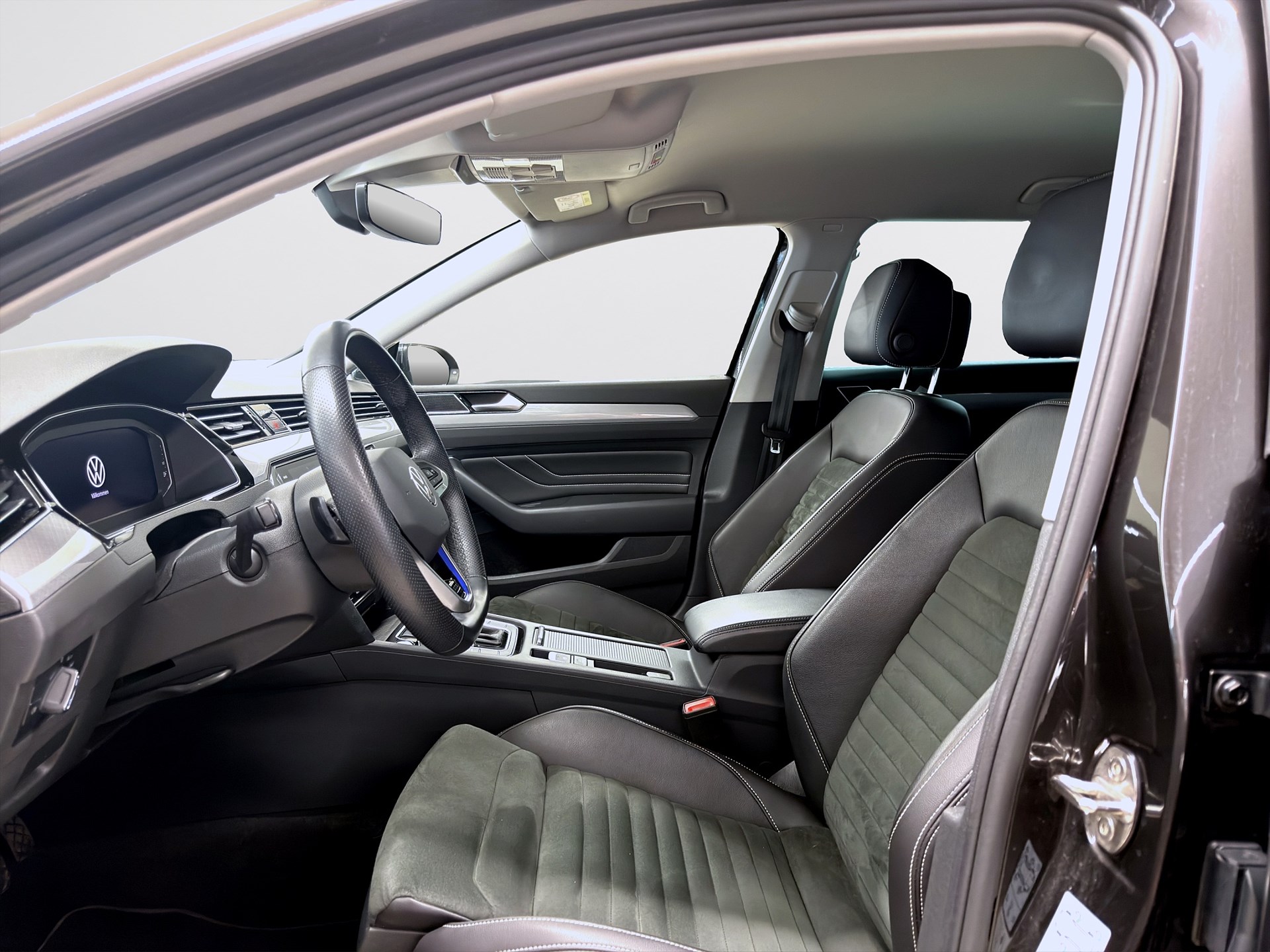Volkswagen Passat SC GTE 218hk Helg på Moberg! Keyless B-Kamera Navi