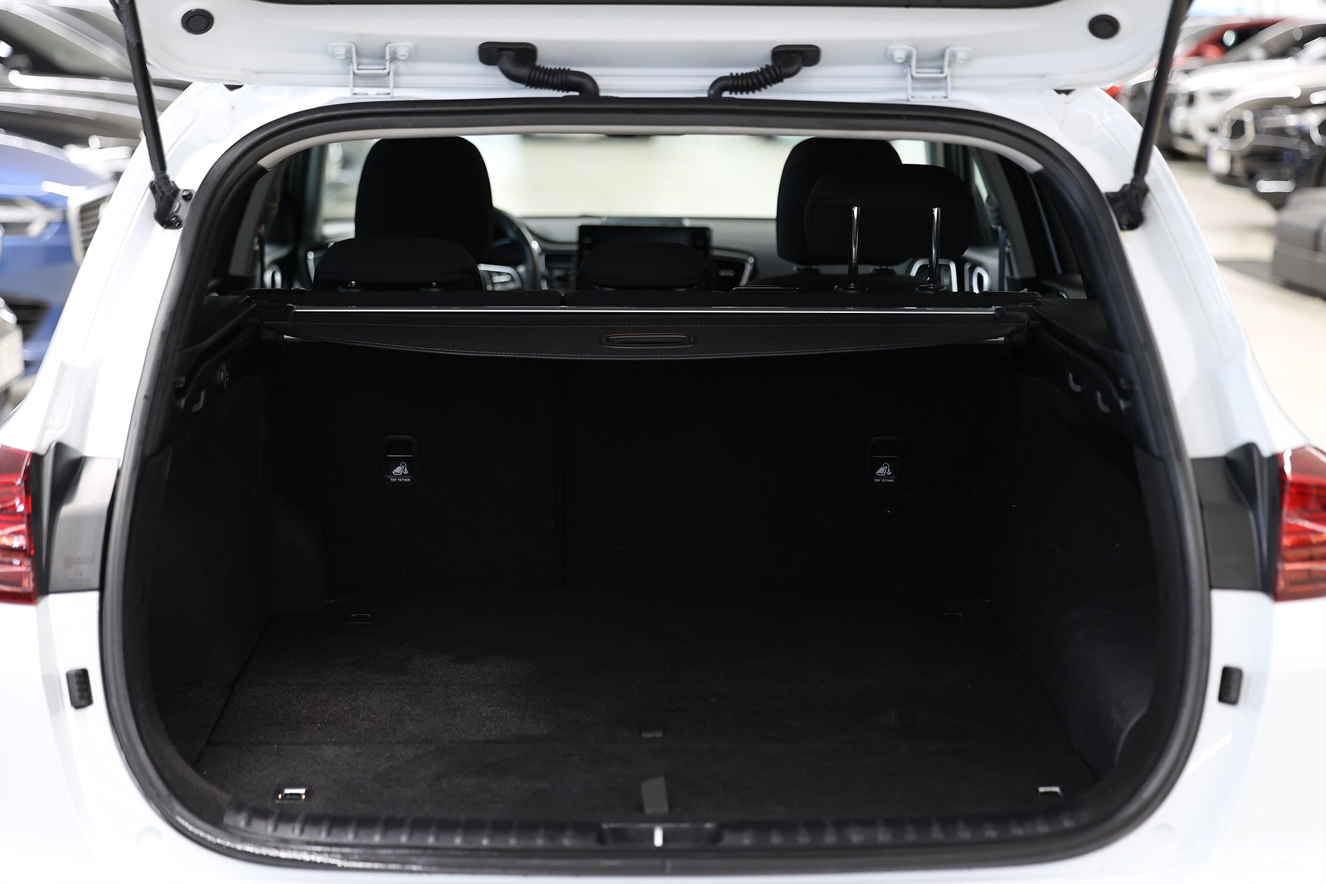 Kia Ceed SW Plug-in 141hk Advance B-kamera Keyless LED