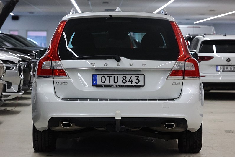 Volvo V70 D4 181hk Summum Lucka Läder Navi Drag PDC